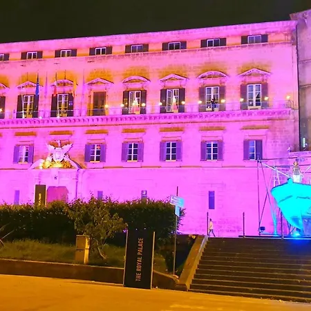 Normanni Homes 아파트 *